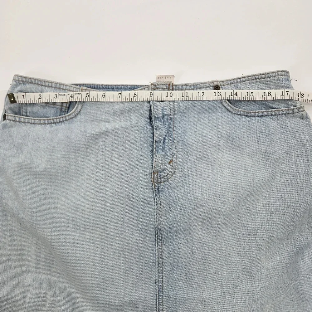 Vintage Levis Light ï Denim Skirt
